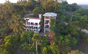 Lara's place