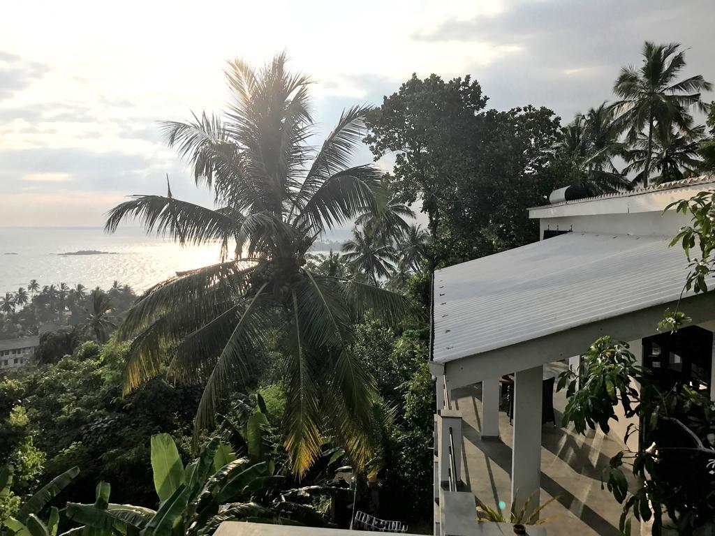 Lara's place Unawatuna Exterior foto